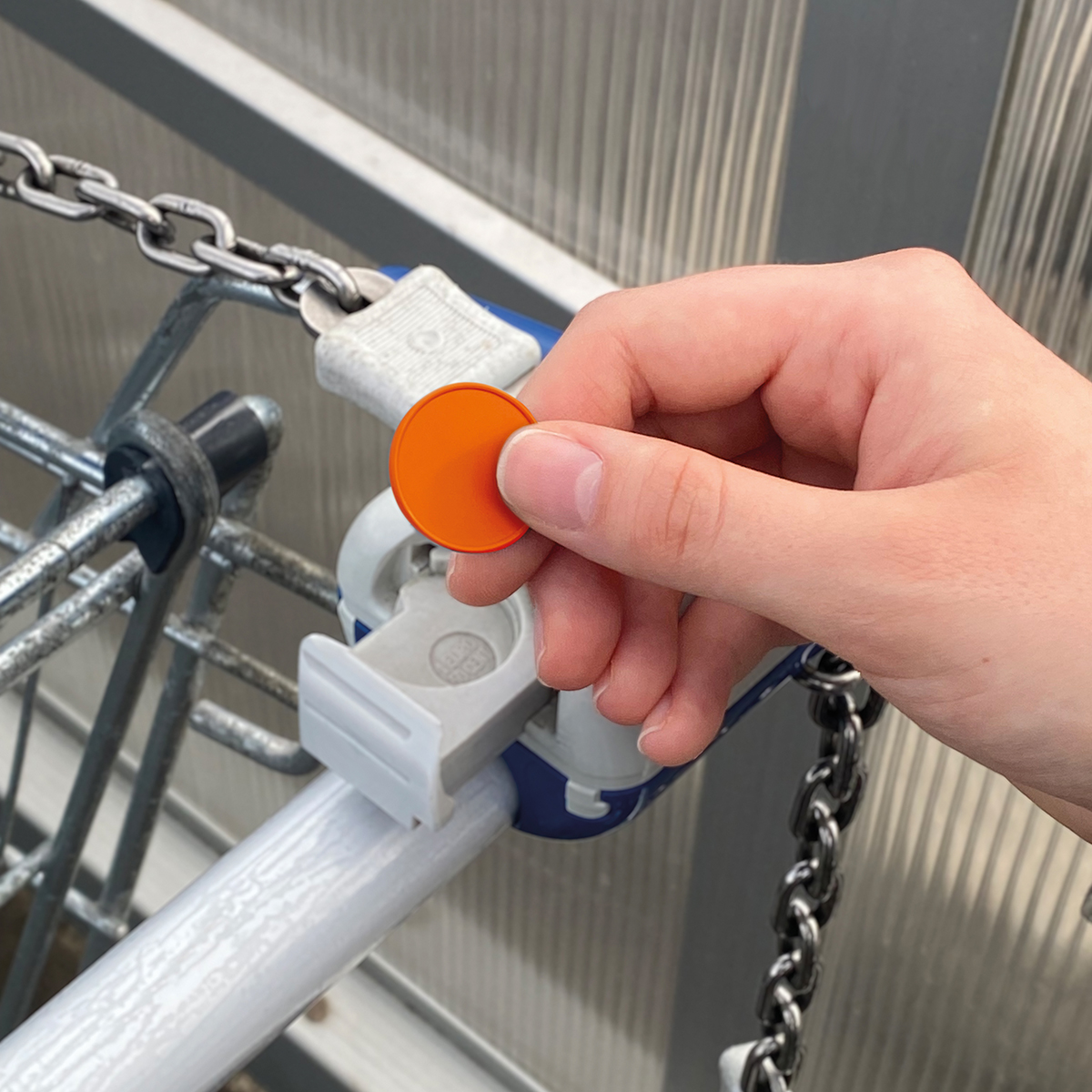 Chiphalter mit 1€-Chip "Alpha" als Werbeartikel mit Logo bedrucken